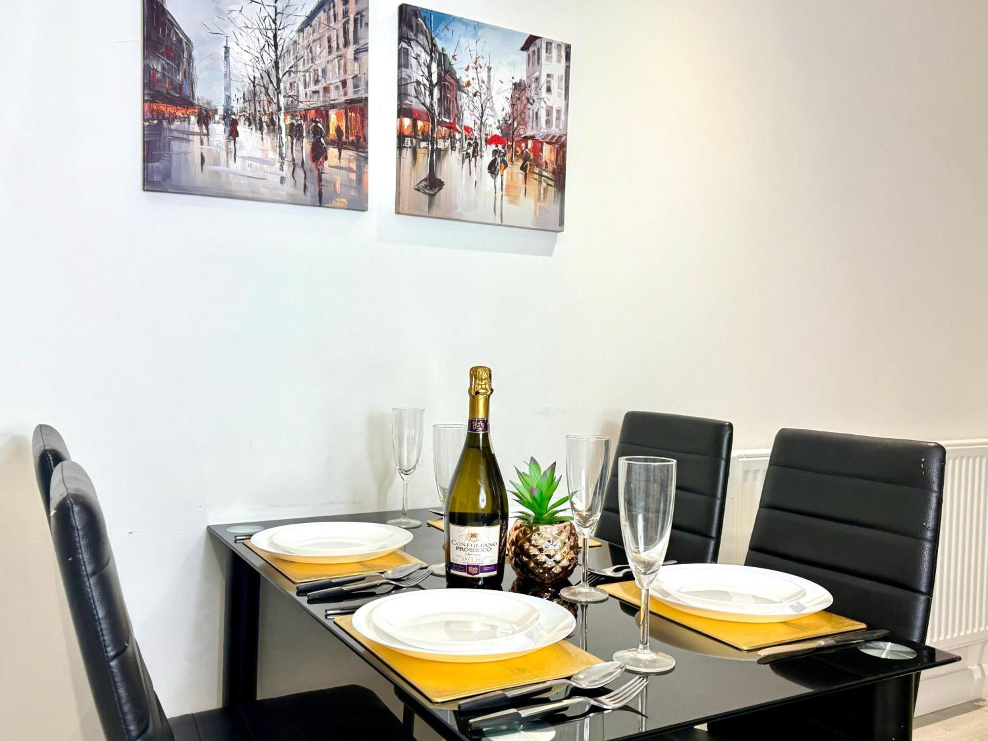 Hazel 1-Bedroom Cousy Flat, Parking, Wifi, Prime Location, Close To Blenheim Palace & Oxford Kidlington Extérieur photo